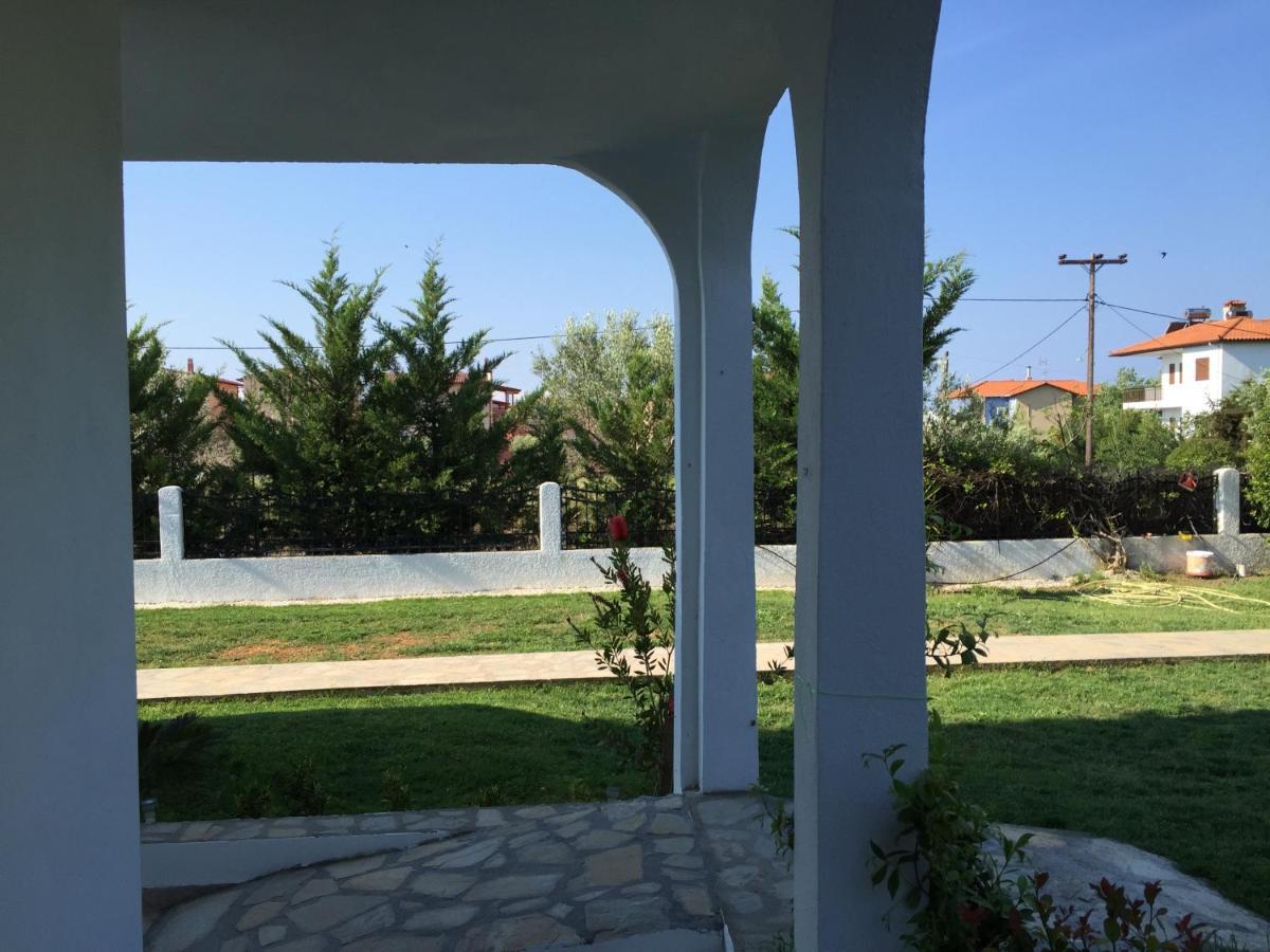 Simplicity At Iris Accommodation Psakoudia Exterior photo